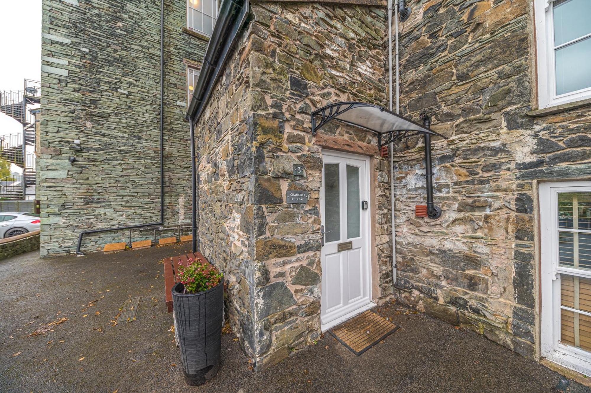 Chaucer'S Retreat, Chaucer House, Keswick Appartement Keswick  Buitenkant foto